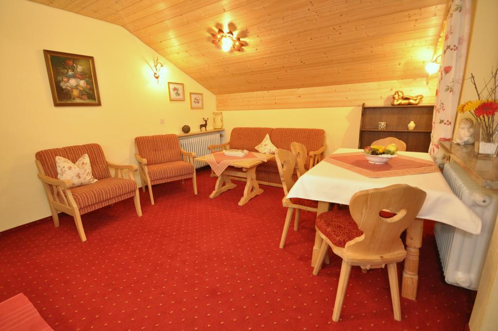Apartment Appartementhaus Alpenrose Wallgau